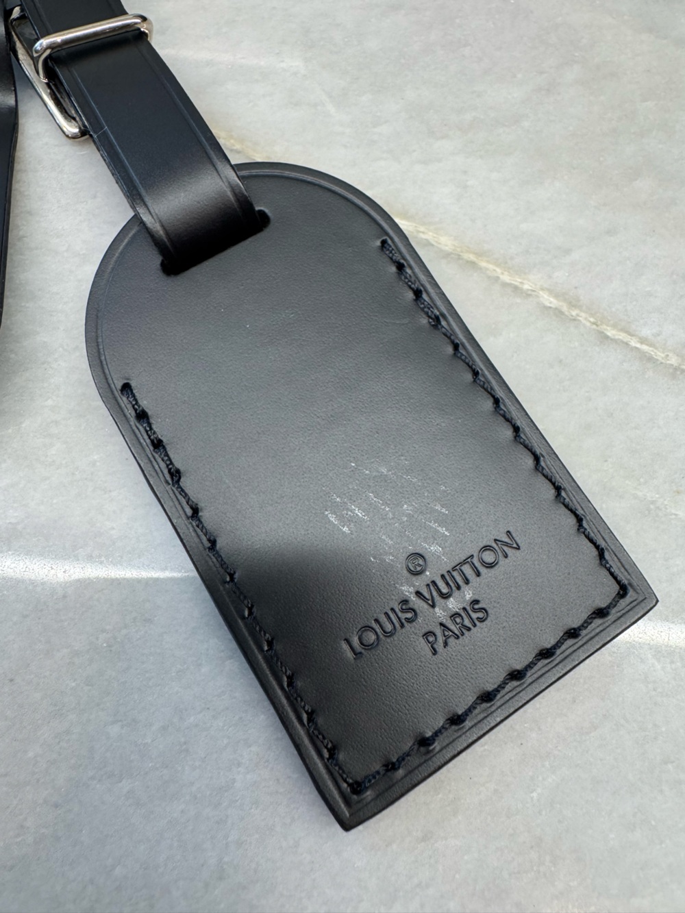 Louis Vuitton Speedy 25 Bandouliere in Epi Noir Leather - Picture 16 of 17